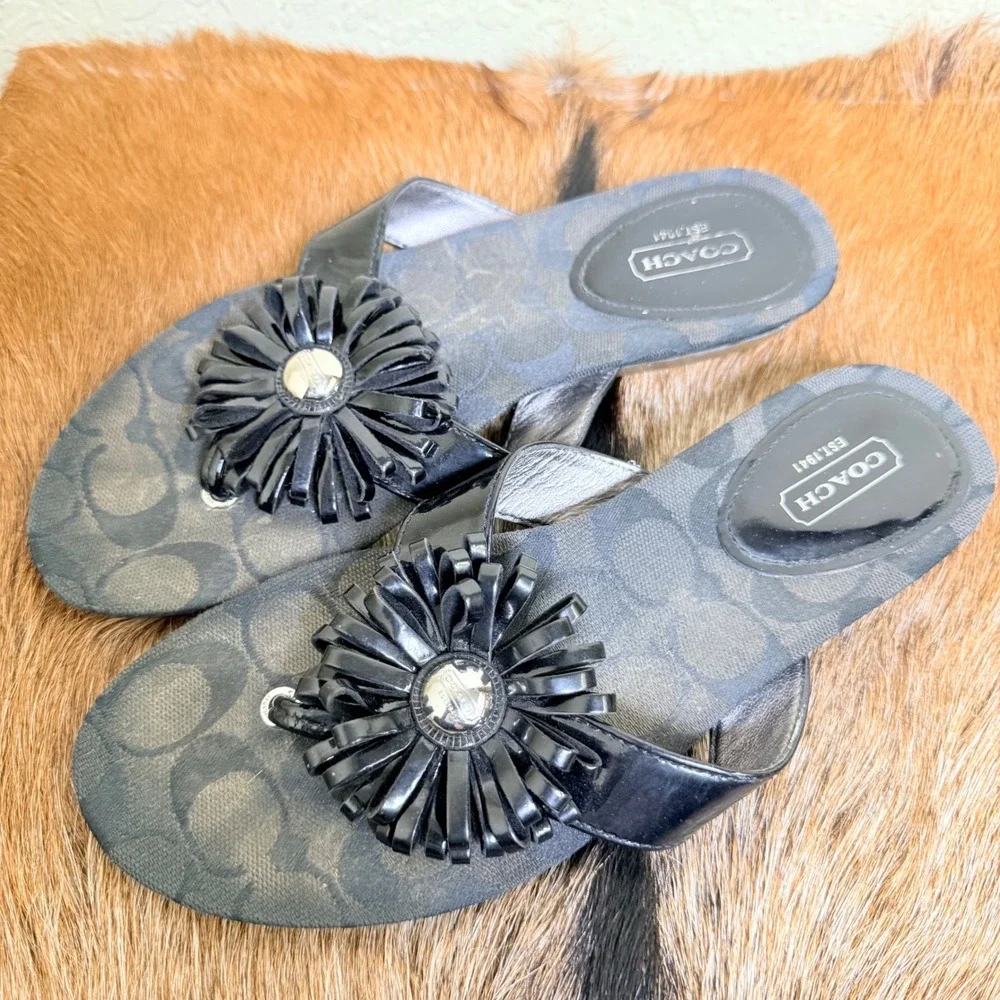 Coach Skye Signature Flower Flip Flops‎ Thong Sandals 7B Black Monogram A8123